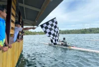 Ketua Umum PODSI Maluku Utara, Kalpin Nur, membuka kegiatan Pemusatan Latihan Atlet Dayung Maluku Utara yang berlangsung di Talaga Paca, Tobelo, Halmahera Utara.