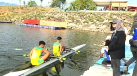 Atlet Dayung Maluku Utara saat persiapan mengikuti nomor mata lomba pada PON XXI 2024 Aceh dan Sumut. 