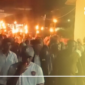 Ratusan warga mengiringi Tauhid-Nasri dengan obor ketika menuju lokasi kampanye di Kelurahan Moti Kota || Istimewa