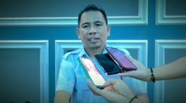Kepala Dinas PUPR Halbar, Fachlis Sangkali || Iin Afriyanti
