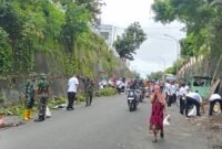 Bakti sosial di depan kantor DPRD dan BNNP Kota Ternate, Rabu 26 Februari 2025 || Foto : Haerun