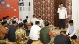 Junaidi A. Bahruddin saat memberikan sambutan dalam acara buka puasa dan pembubaran tim Tauhid-Nasri || Dok : kasedata.id