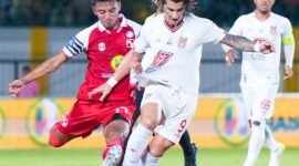 Laga antara Malut United dan tuan rumah Barito Putera di Stadion Demang Lehman, Kalimantan Selatan || Foto : MU