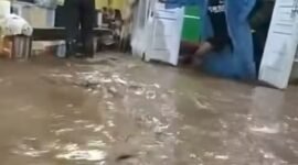 Salah satu rumah warga gambesi yang terkena banjir || Foto : istimewa