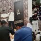 Tauhi-Nasri saat memberikan sambutan kepada tim pemenang serta relawan dalam acara buka puasa bersama || Foto : kasedata.id/haerun hamid