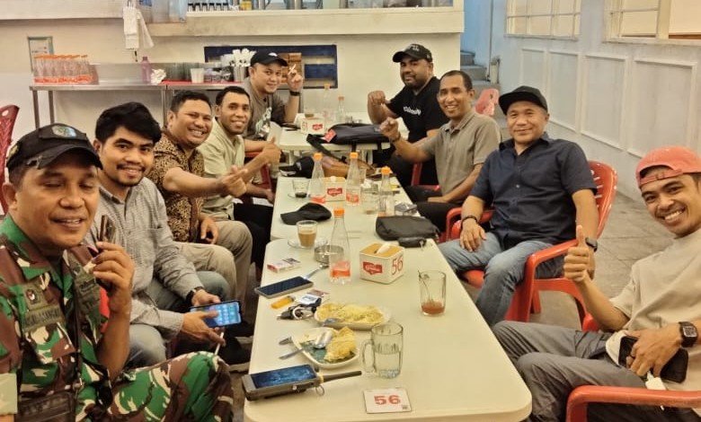 Gerakan Pemuda (GP) Nuku saat menggelar Buka Bersama di Kalibata, Jakarta Selatan.