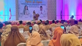Gubernur Maluku Utara, Sherly Tjoanda Laos menyampaikan sambutan dalam acara Halal Bihalal. || Doc : Ilham_Kasedata.id