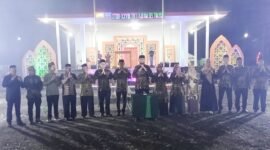 Foto bersama Bupati dan rombongan usai menekan tombol pembukaan || Ridal_kasedata