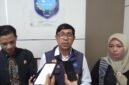 Kadis PUPR, Rus'an M Taib, saat diwawancarai usai RDP dengan komisi III DPRD Ternate || Foto : Haerun_kasedata