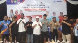 Foto bersama wakil wali kota Ternate Nasri Abubakar usai kegiatan || Foto : Haerun_kasedata