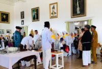 Suasana pelepasan calon jama'ah haji di Kedaton Kesultanan Ternate. || Doc : Ilham