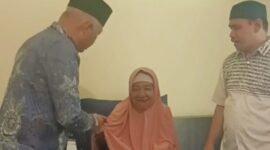 Wakil Wali Kota Ternate, Nasri Abubakar, saat memantau kondisi Jam'ah Calon Haji (JCH) di Sudiang Makassar || Dok : istimewa