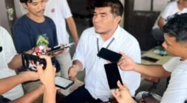 Kepala Dinas Pertanian Kota Ternate, Thamrin Marsaoly, saat diwawancarai Rabu (14/5/2025) || Foto : istimewa 