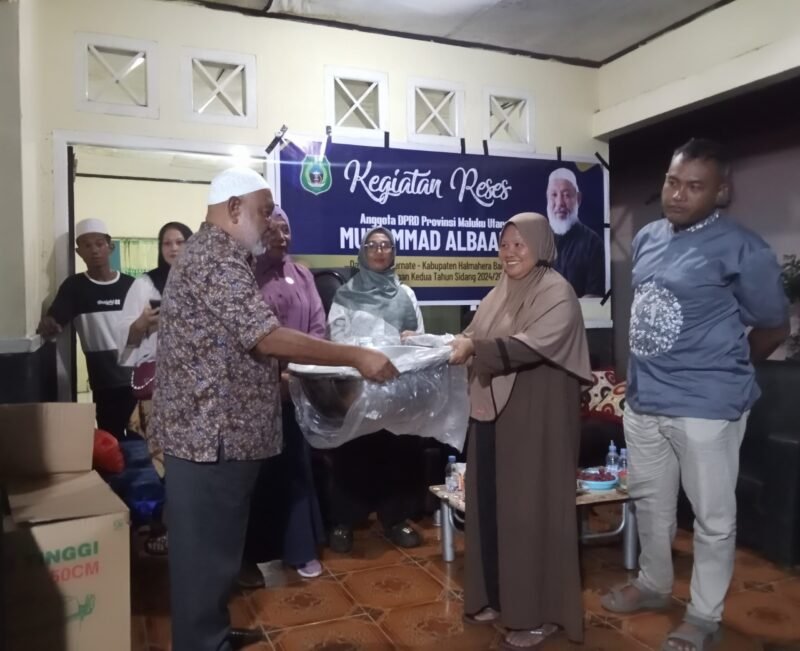 Anggota DPRD Malut, Muhammad Albaar saat melaksanakan reses di Kelurahan Kalumata.