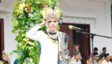 Hj. Fifian Adeningsi Mus.