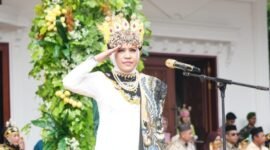 Hj. Fifian Adeningsi Mus.