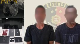 Barang bukti serta pelaku pencurian yang dibekuk tim remsob macan gamalama sat rerskrim Polres Ternate || Foto : istimewa