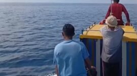 Warga atau nelayan Desa Modayama saat melakukan pengejaran kepada pelaku bom ikan || dok : kasedata.id