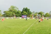 Laga antara SMP Negeri 1 (Spensa) vs SMP Negeri 2 (Spendu) yang berlangsung di lapangan Ya-Anhar Gambesi Kota Ternate || Foto : kasedata.id
