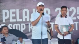 Wakil Wali Kota Ternate, Nasri Abubakar, saat menutup liga pelajar 2025 