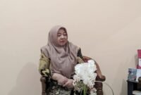 Kepala UPTD PSAA Budi Sentosa, Kota Ternate, Susan E.Garusim, saat diwawancarai wartawan kasedata.id, diruang kerjanya, Jum'at (20/6/2025).