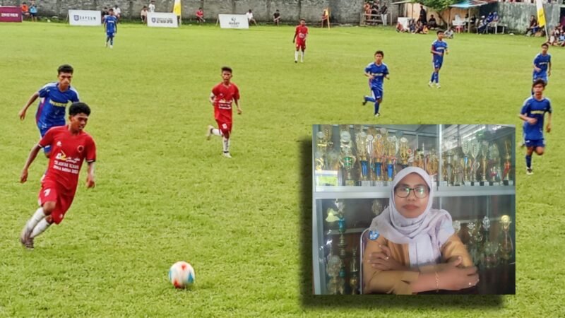 Laga SMPN 6 vs SMP N7 saat Semifinal/Kepsek SMPN 6, Astuti Djumati || Foto : Haerun_kasedata
