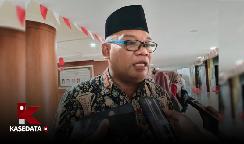 Sekretaris Daerah Provinsi (Sekprov) Maluku Utara, Samsuddin A Kadir, saat diwawancarai || dok : kasedata 