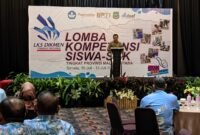 Gubernur Maluku Utara melalui Asisten I Bidang Pemerintahan dan Kesra, Kadri La Etje secara resmi membuka Lomba Kompetensi Siswa SMK tingkat Provinsi Maluku Utara. || Doc : Karsi_kasedata.id