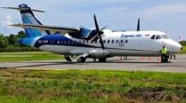 Pesawat Trigana Air saat mendarat di Bandara Emalamo Sanana.|| Doc : Ano_kasedata.id