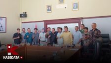 Usai agenda RDP bersama Aliansi Pemuda Desa Kabau Pantai,  serta perwakilan masyarakat Desa Wailoba || Foto : karno_kasedata