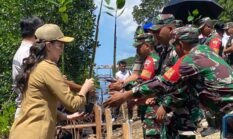 Gubernur Sherly Pimpin Aksi Penanaman Sejuta Mangrove di Halteng