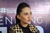 Gubernur Maluku Utara, Sherly Tjoanda Laos, diwawancarai awak media usai membuka Musrenbang RPJMD tahun 2025-2029 di Kota Ternate, Jum'at (25/7/2025). || Foto : kasedata.id