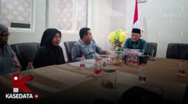 Pertemuan dengan orang tua siswa di kediaman gubernur di Ternate  || Foto ; sukarsi_kasedata