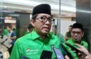 Wakil Ketua Umum DPP PKB, H. Faisol Riza, diwawancarai awak media usai membuka Rakerwil DPW PKB Maluku Utara. || dok : Ilham/KASEDATA.ID
