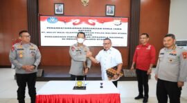 Proesei Perjanjian Kerja Sama antara Polda Malut dan PT Malut Maju Sejahtera, Jumat (8/8/2025) || Foto : like_kasedata