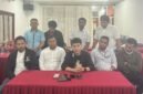 Bakal Calon Ketua Umum HIPMI Malut, Firadus Amir, bersama timnya saat menggelar konference pers usai mendaftar ke panitia pelaksana || Foto : kasedata.id