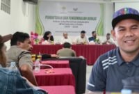 Panitia saat menggelar pendaftaran dan pengembalian berkas bakal calon ketua umum HIPMI Malut beberapa hari lalu/Steering Committee, Mohdar Bailusy || Foto : kasedata