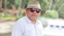 Ketua Persatuan Selancar Ombak Indonesia (PSOI) Provinsi Maluku Utara, Abhy K. Rasid. || dok : KASEDATA.ID