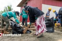 Ibu-Ibu Desa Kawasi turut Berpartisipasi dalam Aksi Bersih World Cleanup Day
