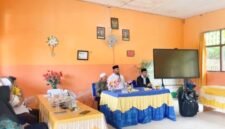 Kunjungan bupati Halsel ke SMP Islam Samargalila [ dok : ridal/kasedata]