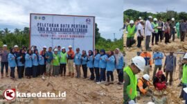 Prosesi pelatakan baru pertama pembangunan gedung SMA Negeri 3 Halteng [dok : kasedata]