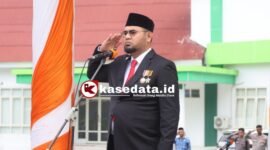 Bupati Halsel Hasan Ali Bassam Kasuba, saat bertindak sebagai Inspektur Upacara Hari Sumpah Pemuda 2025 [Dok : Ridal/Kasedata]