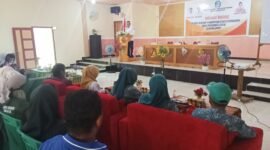 Sekretaris Daerah Halsel, Safiun Radjulan saat membuka kegiatan pelatihan. (doc: Ridal/Kasedata)