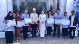 Foto bersama usai upacara memperingati Hari Guru Nasional 2025 [istimewa]