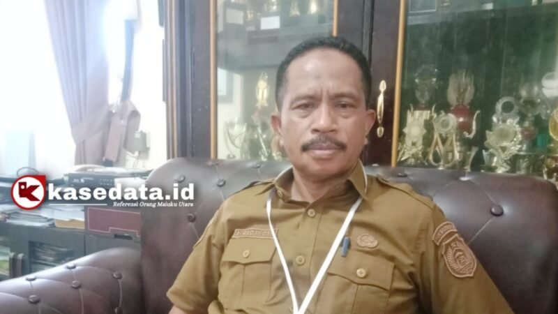 Kepala SMA Negeri 2 Kota Ternate, Amiruddin S. Radjiloen [Foto : Iin Afriyanti/Kasedata]