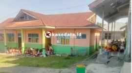 Siswa MIS dan MTS Al-Ikhlas Desa Kubung yang terpantau belajar diruang kelas. (doc: Ridal/Kasedata)