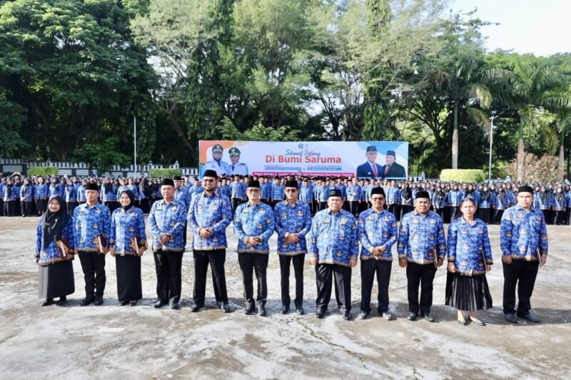 Foto bersama usai prosesi penyerahan SK PPPK Halmahera Selatan