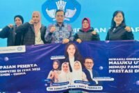 Dua pelajar Maluku Utara yang secara resmi dilepas oleh Direktur Jenderal Pendidikan Dasar dan Menengah (Kemendikdasmen), di Jakarta [Foto : istimewa]