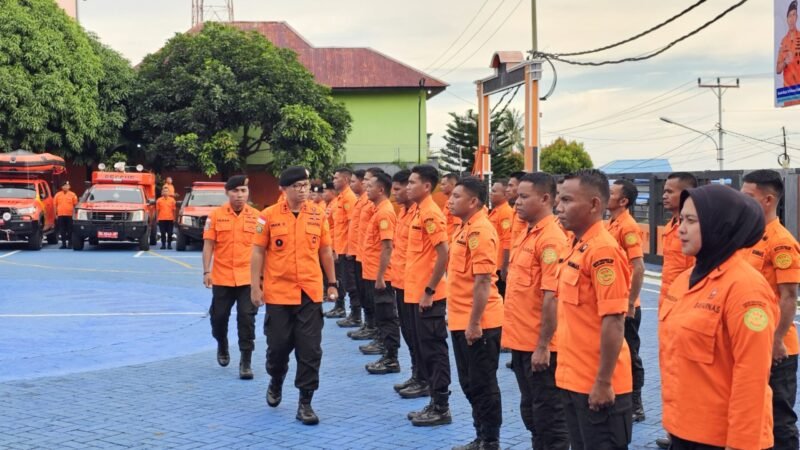 Apel Pasukan Siaga Angkutan Natal 2025 dan Tahun Baru 2026 di Lapangan Upacara Basarnas Ternate