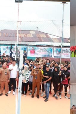 Turnamen Bola Voli Piala Ketua PGRI Kota Ternate Resmi Bergulir